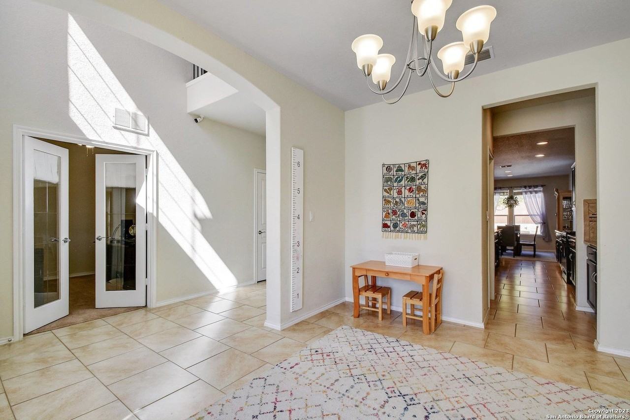 3726 Retreat Run - Photo 5 of 34