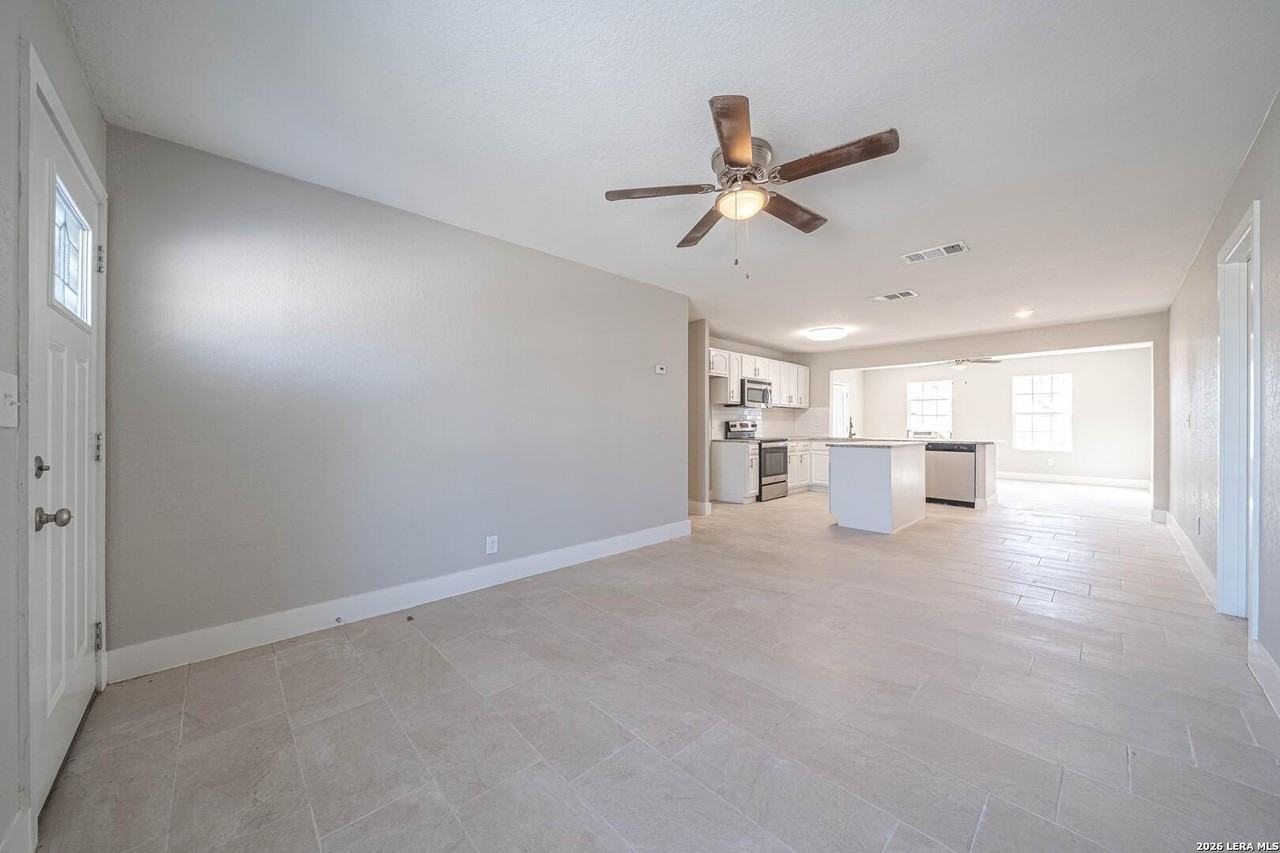 7334 Glen Hart - Photo 3 of 34