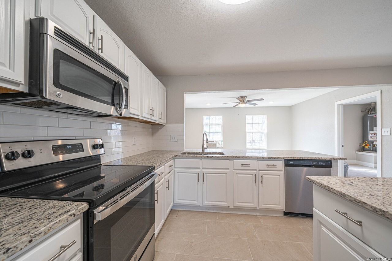 7334 Glen Hart - Photo 6 of 34