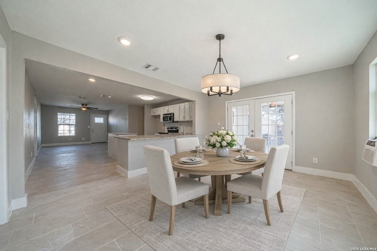 7334 Glen Hart - Photo 7 of 34