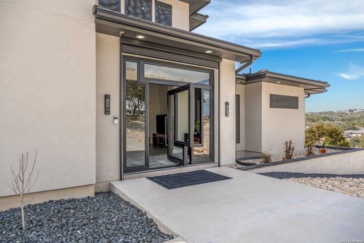 1265 Tenderfoot - Photo 6 of 50