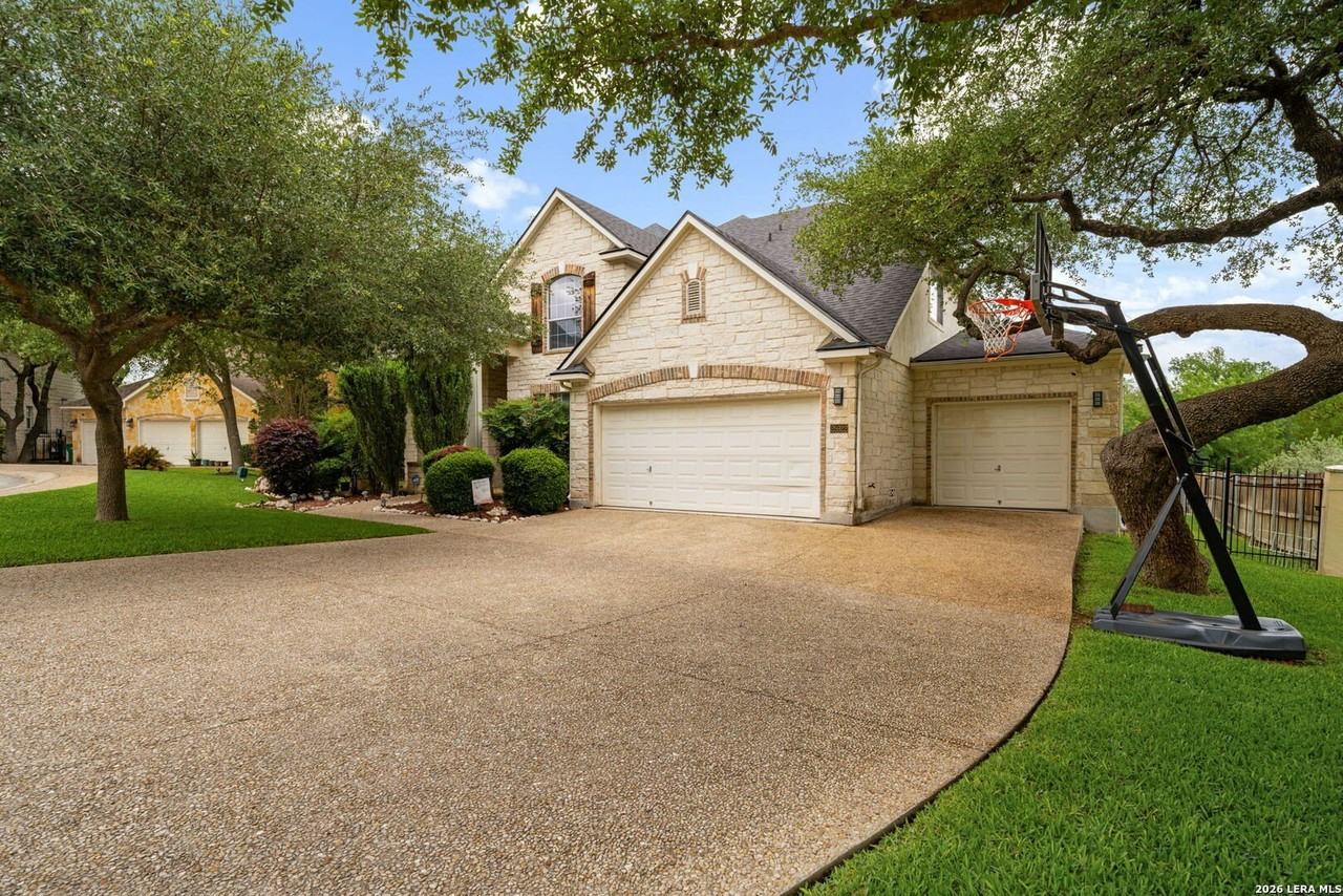 25922 Peregrine Rdg - Photo 2 of 50