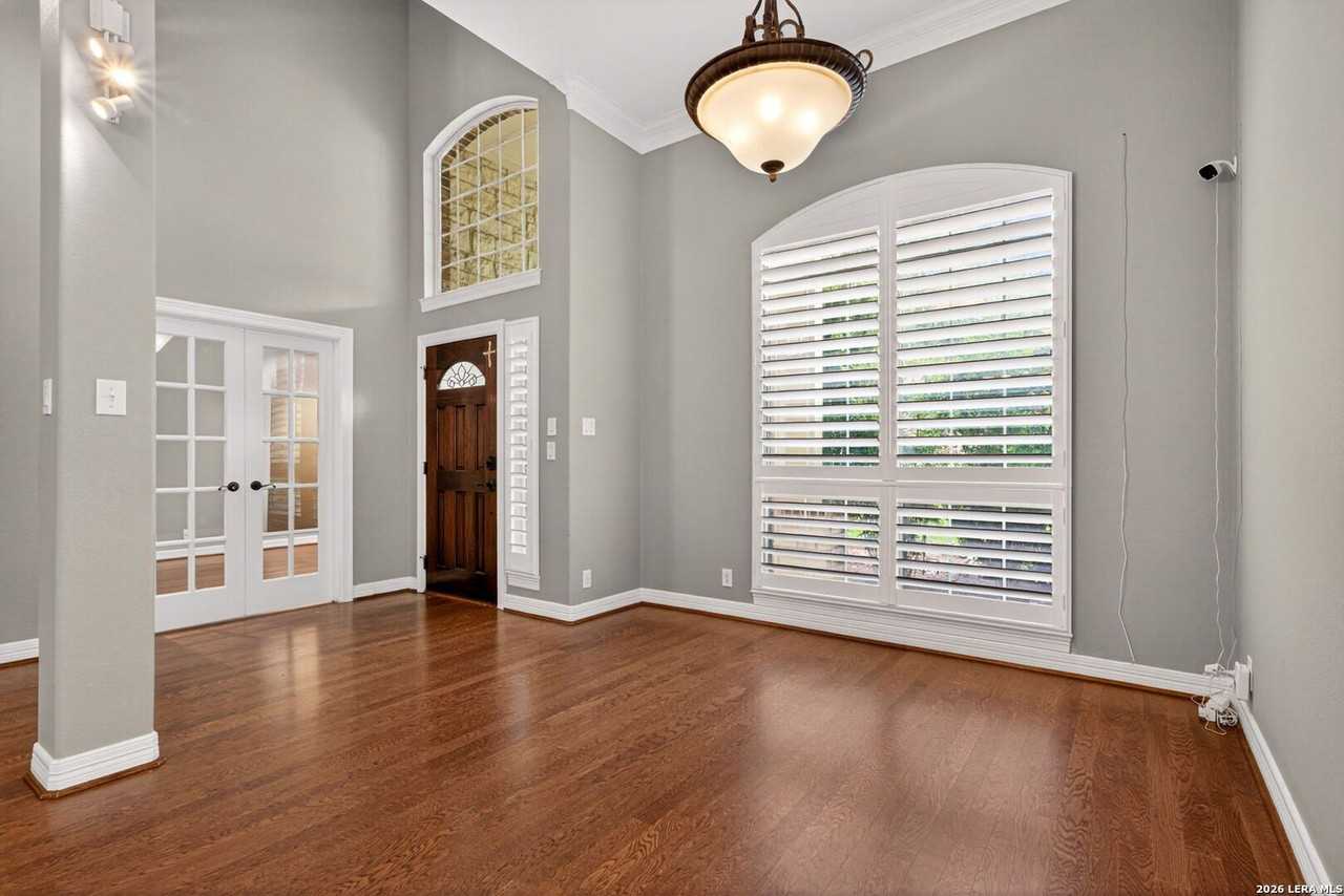 25922 Peregrine Rdg - Photo 6 of 50