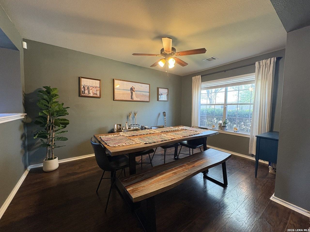 220 Anvil Pl - Photo 2 of 17