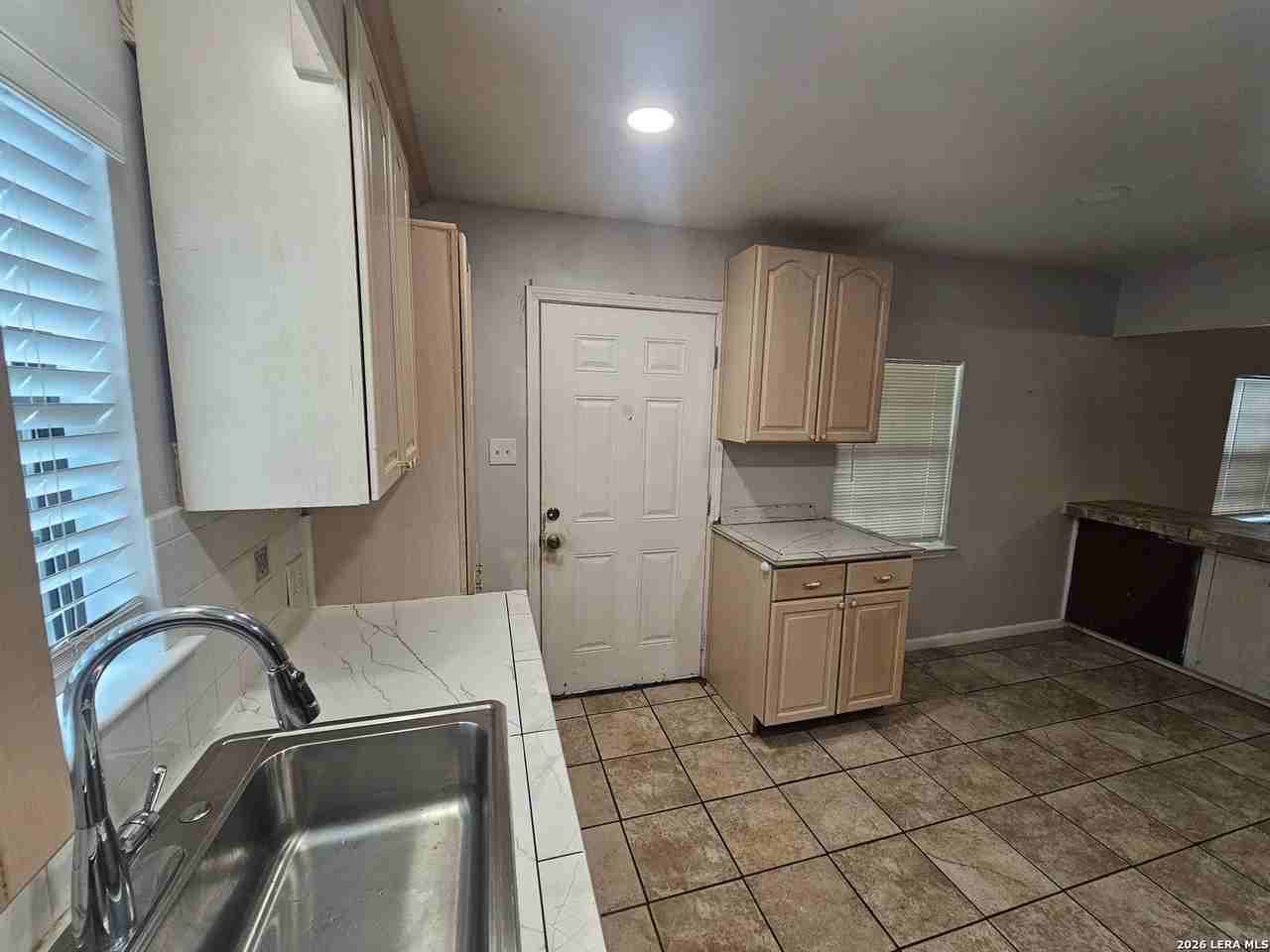 235 Sunnyland Dr #237 - Photo 4 of 17