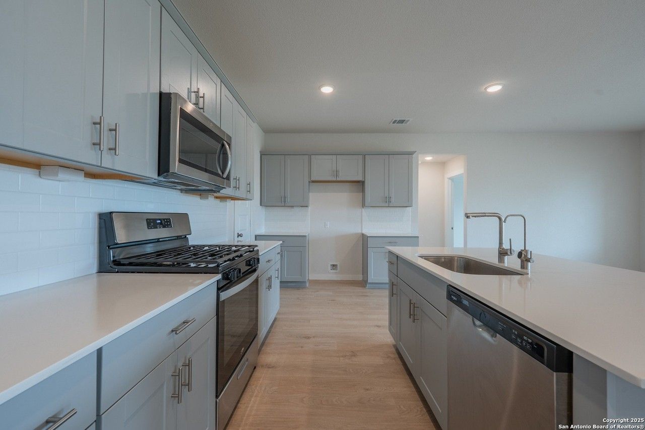 125 Nicks Cv - Photo 7 of 40