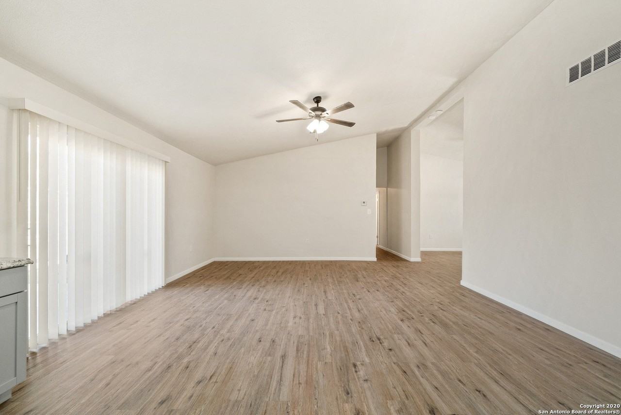 4307 Las Cruces St - Photo 6 of 27