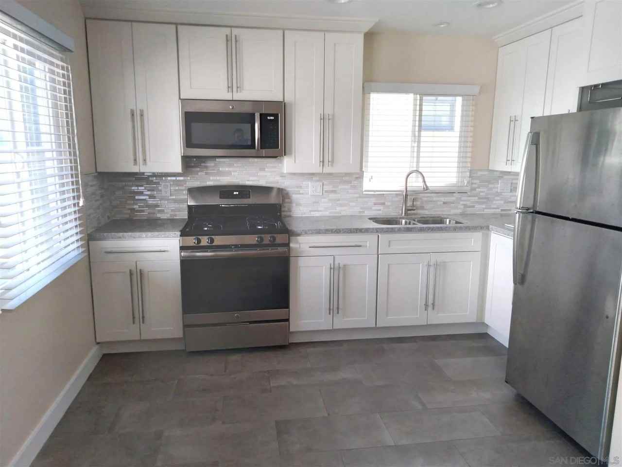 4608 Marlborough Dr - Photo 3 of 12