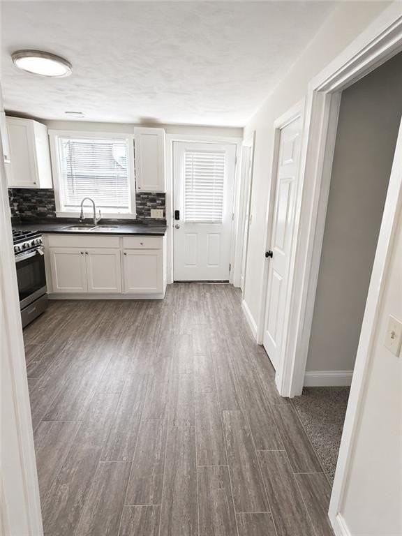 85 Pleasant St - Photo 2 of 12