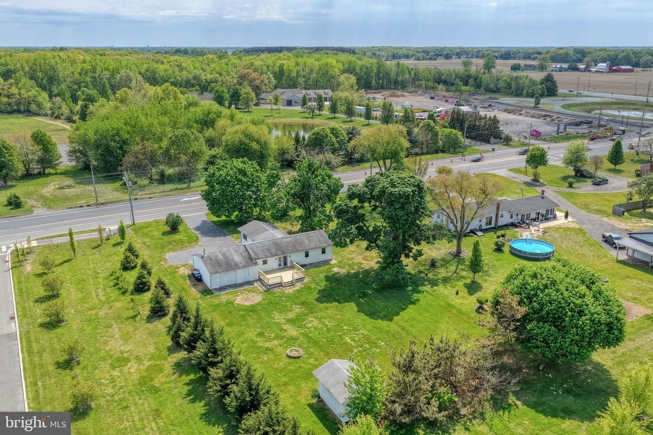 441 Boyds Corner Rd - Photo 5 of 40