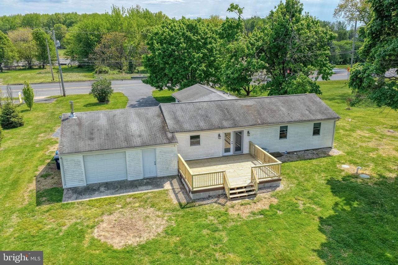 441 Boyds Corner Rd - Photo 7 of 40