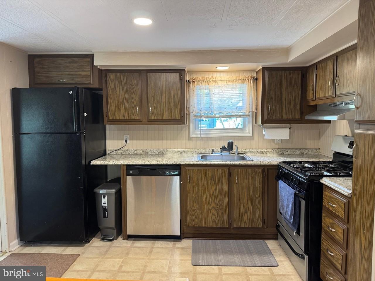 1433 Hoppa Rd - Photo 2 of 23