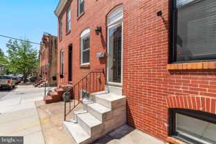 816 S Highland Ave - Photo 1 of 1