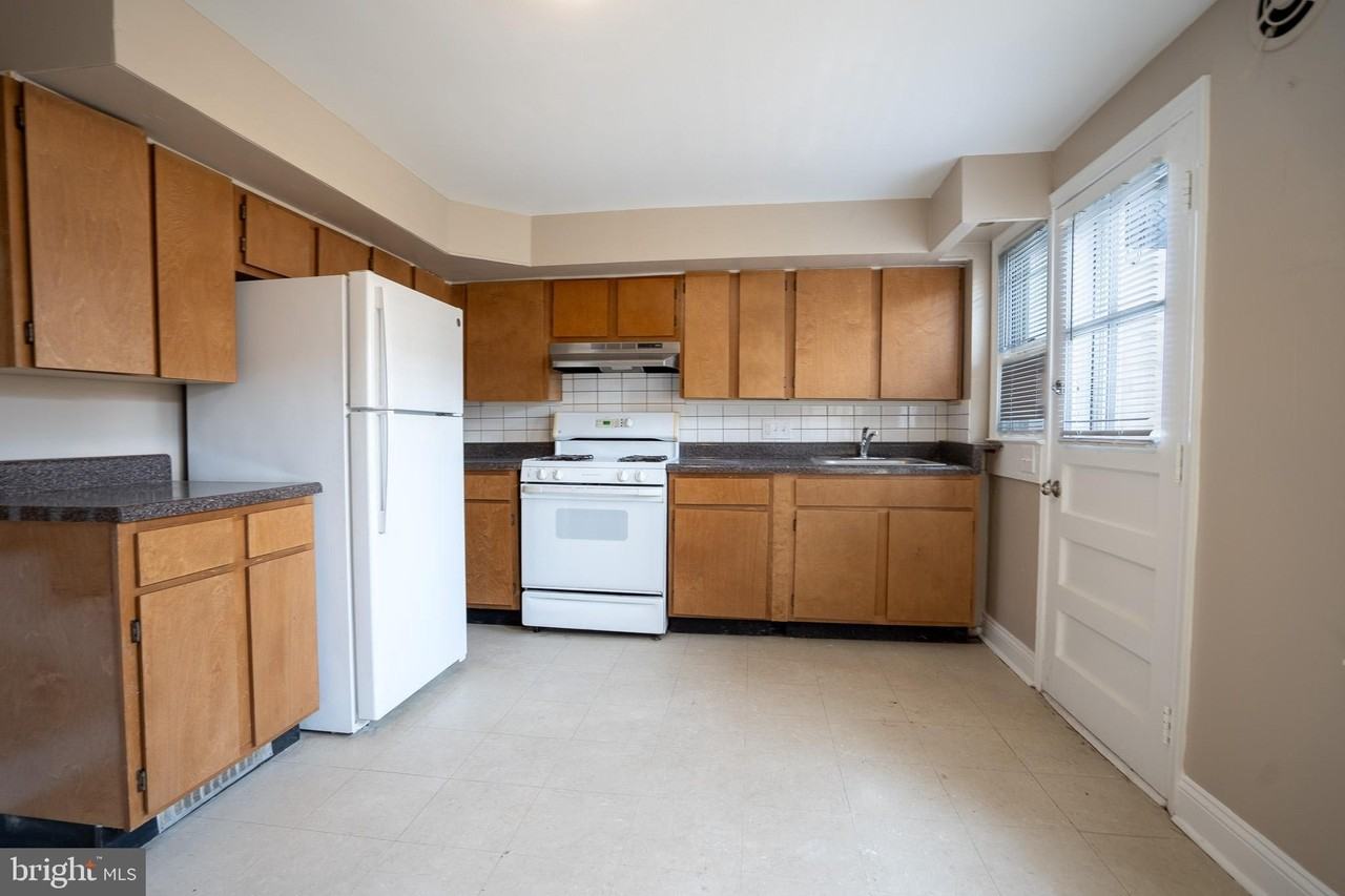 7273 Bridgewood Dr - Photo 4 of 12