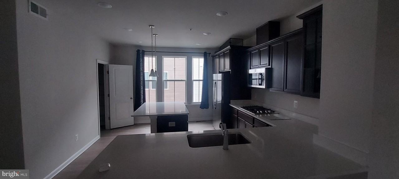 2581 Grangemill Ln - Photo 3 of 13