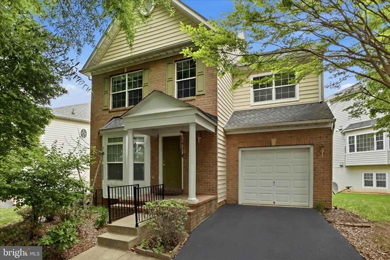 504 Autumn Wind Way - Photo 3 of 29