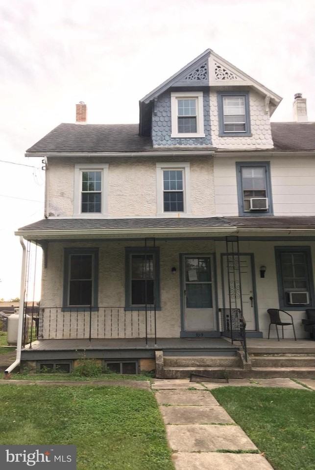 309 Brower Ave - Photo 2 of 21