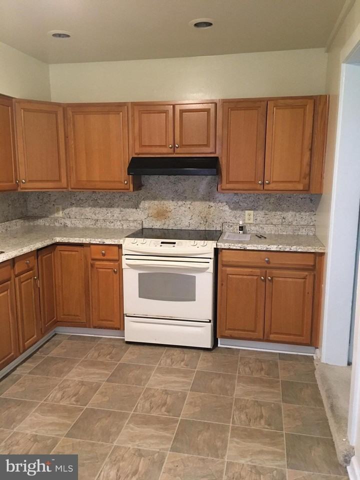 309 Brower Ave - Photo 5 of 21