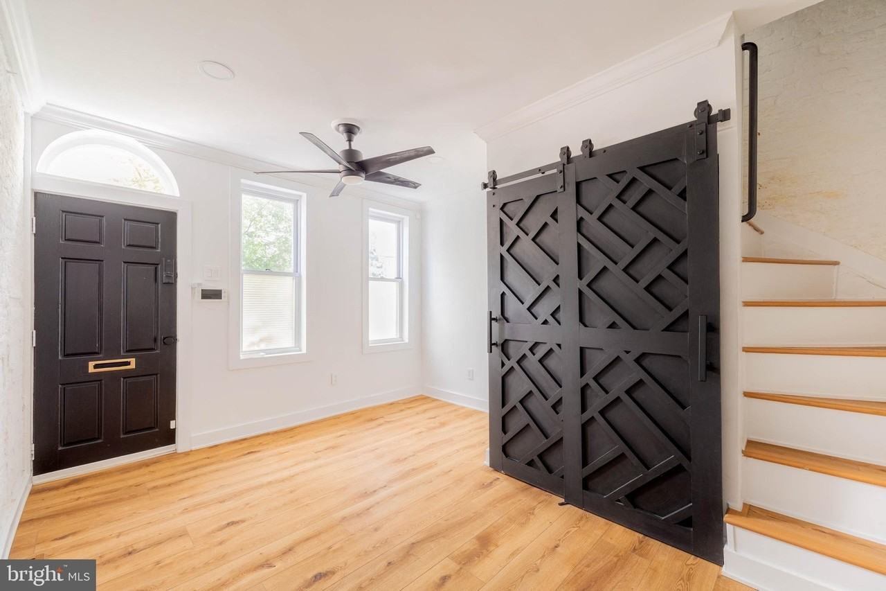 1231 S 3rd St - Photo 3 of 25