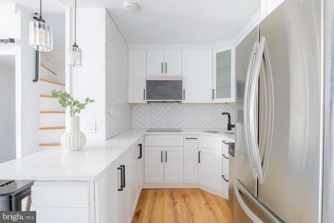 1231 S 3rd St - Photo 5 of 25