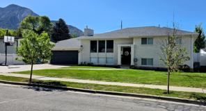 2512 E Venus Cir - Photo 1 of 1