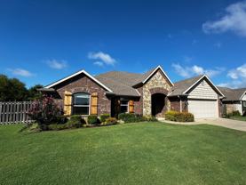 2903 N Raven Ln - Photo 1 of 1