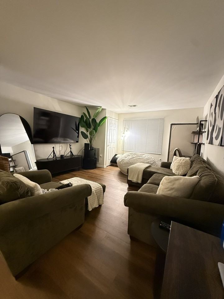 2050 N Calvert St #209 - Photo 2 of 17