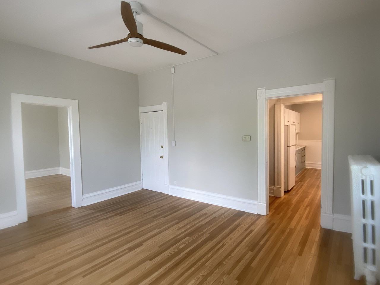 822 3rd St S #4 - Photo 3 of 14