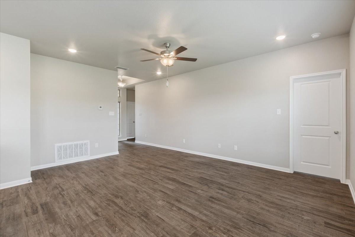 Garden Glen Dr - Photo 5 of 26