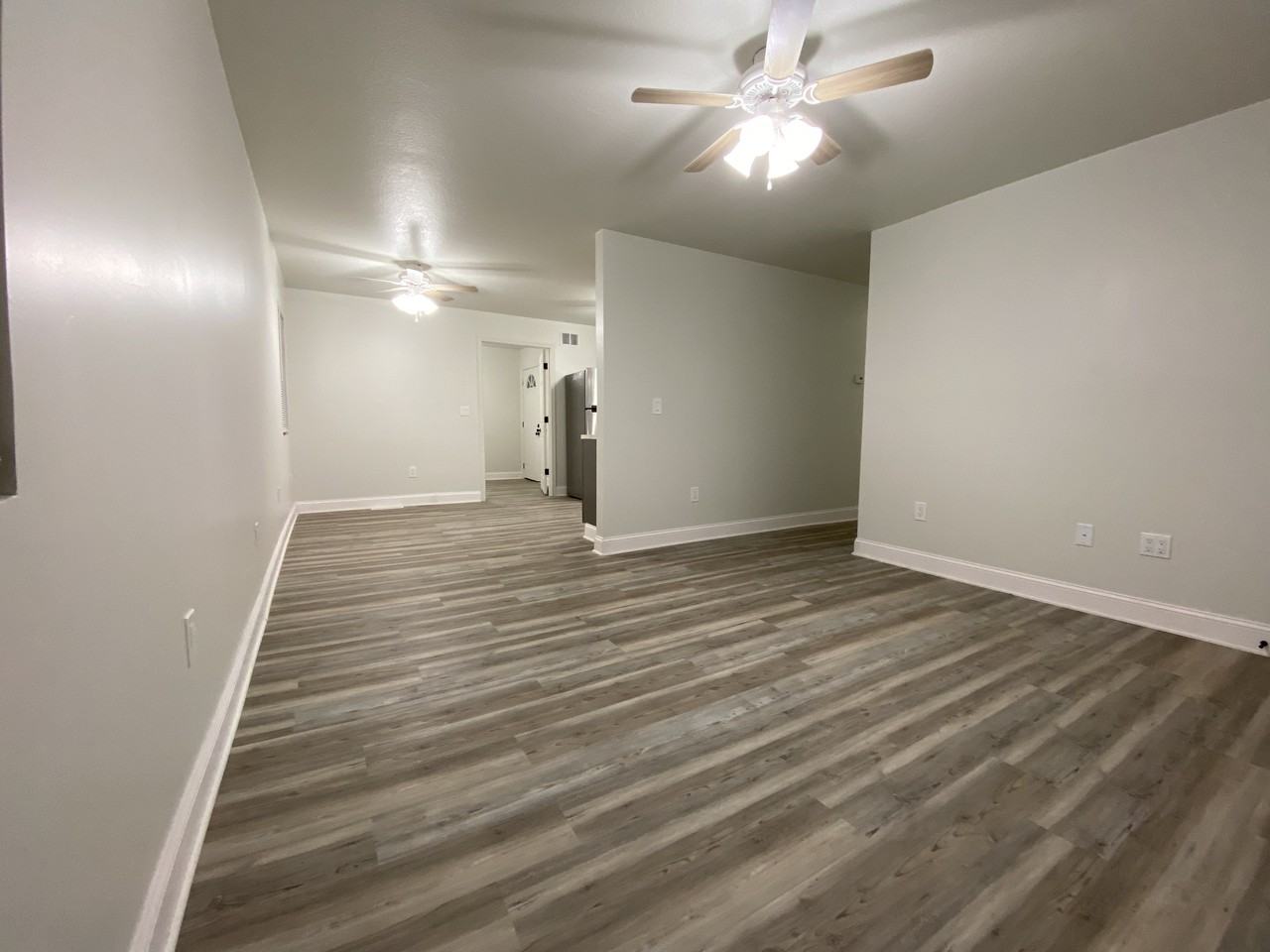 1934 Ne Madison St - Photo 4 of 21