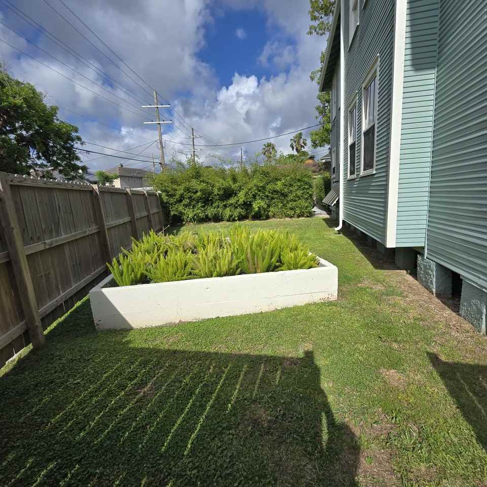2700 Soniat St #2702 - Photo 3 of 16