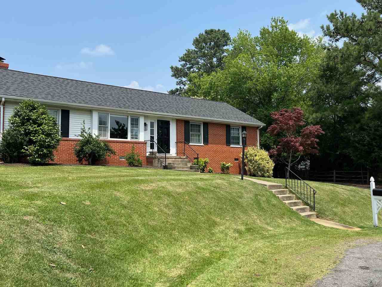 8602 Warrenton Dr - Photo 2 of 20