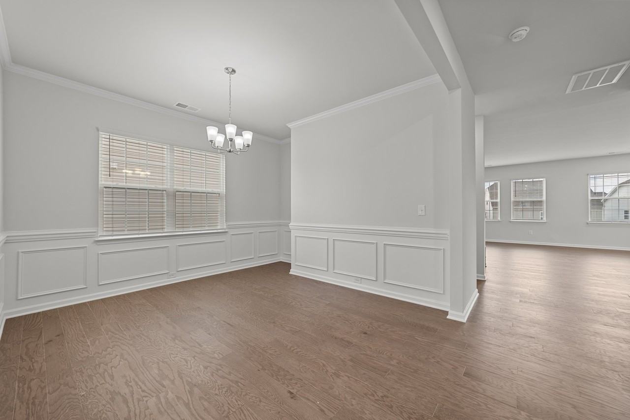 260 Abersham Dr - Photo 5 of 26