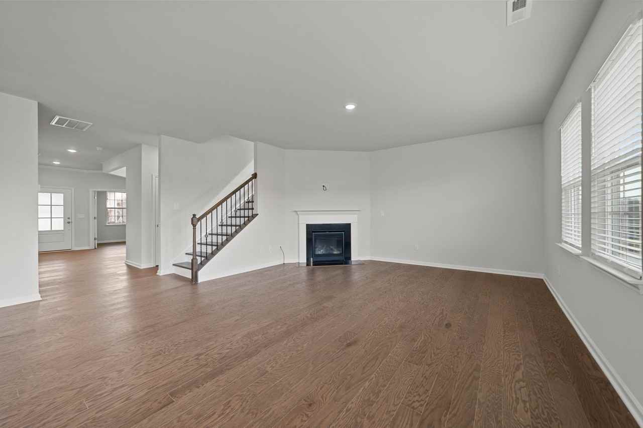 260 Abersham Dr - Photo 7 of 26