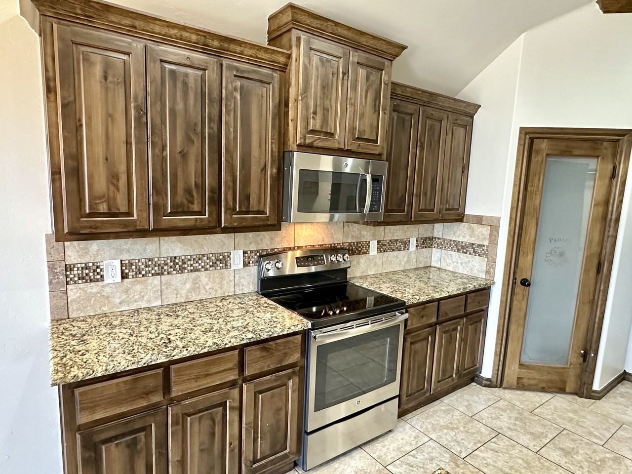 709 Abilene Way - Photo 7 of 26