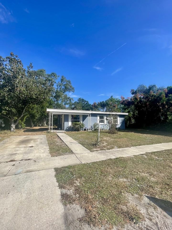 6334 Talbot Cir - Photo 3 of 17