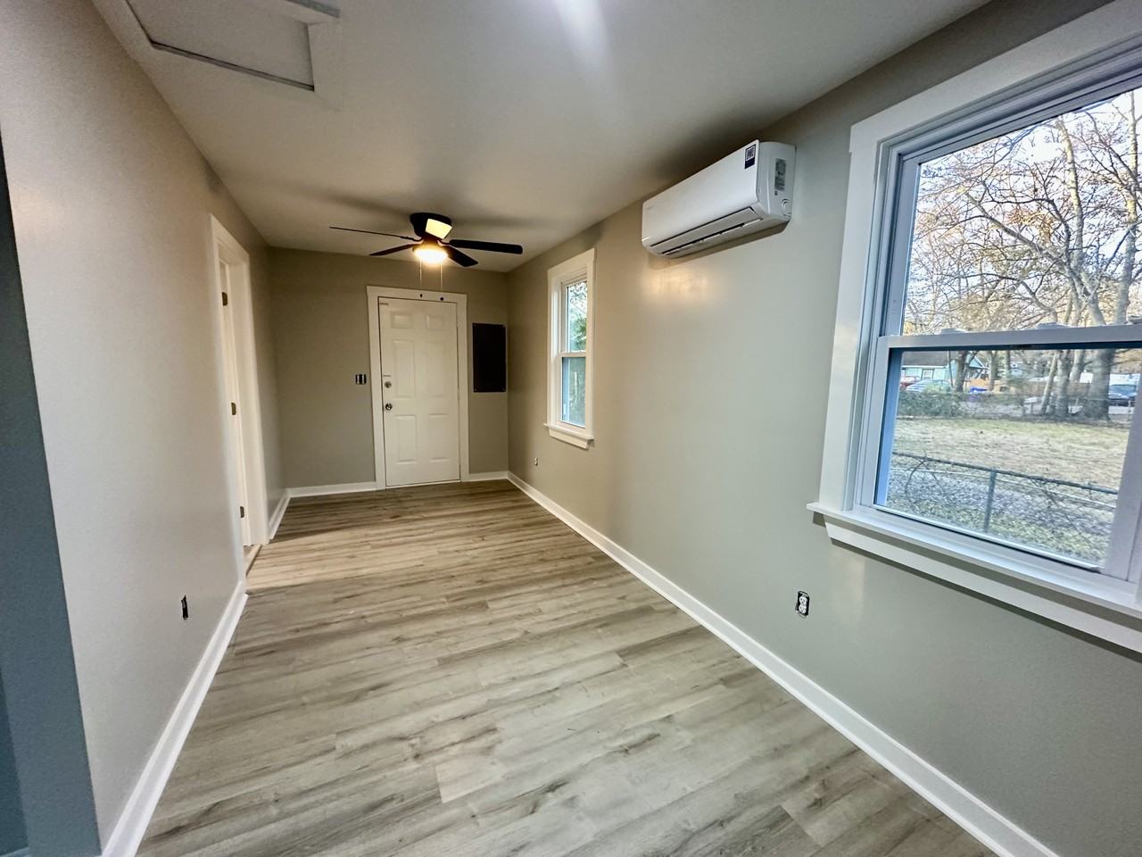 1914 Fuller St - Photo 3 of 8