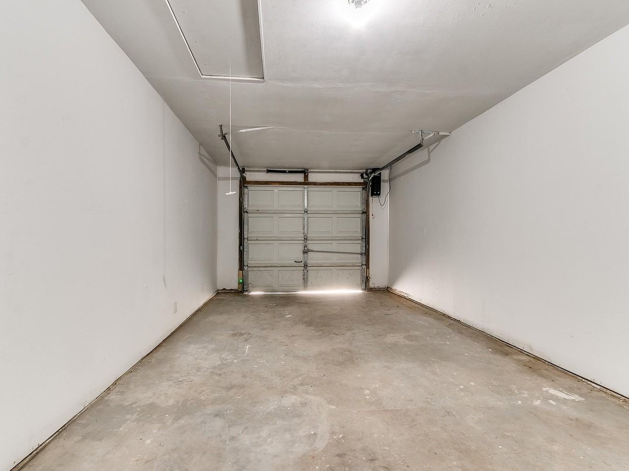 502 N Oak Ave - Photo 6 of 29