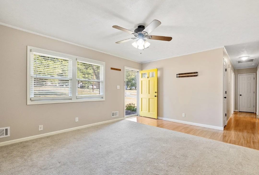 705 Lakeview Ave - Photo 5 of 9