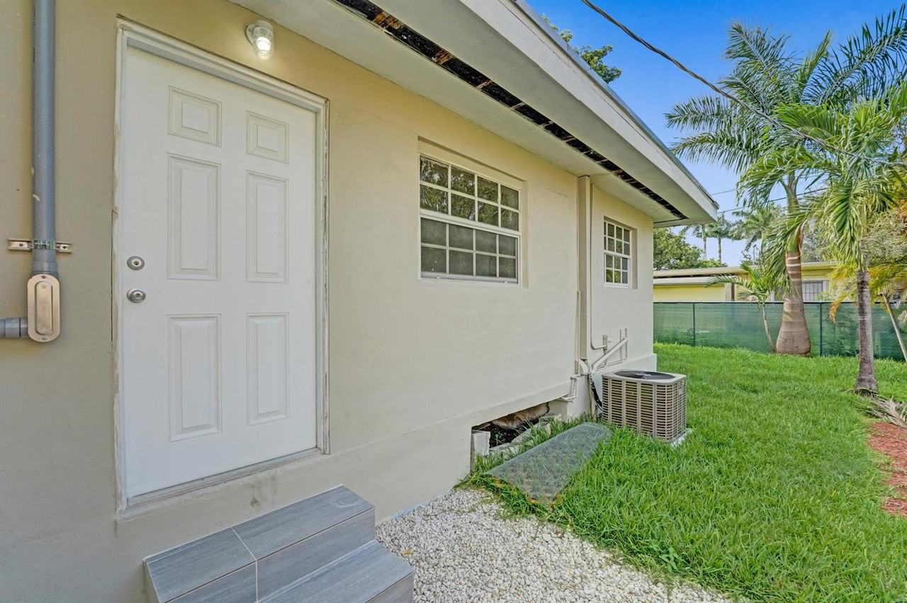 453 Nw 82nd Ter - Photo 2 of 21