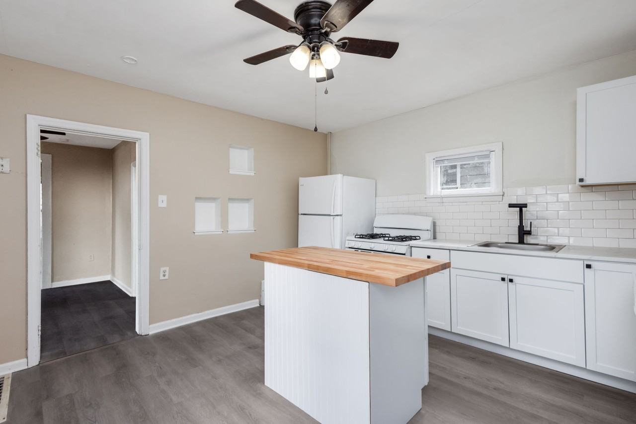 636 S 25th St - Photo 6 of 15