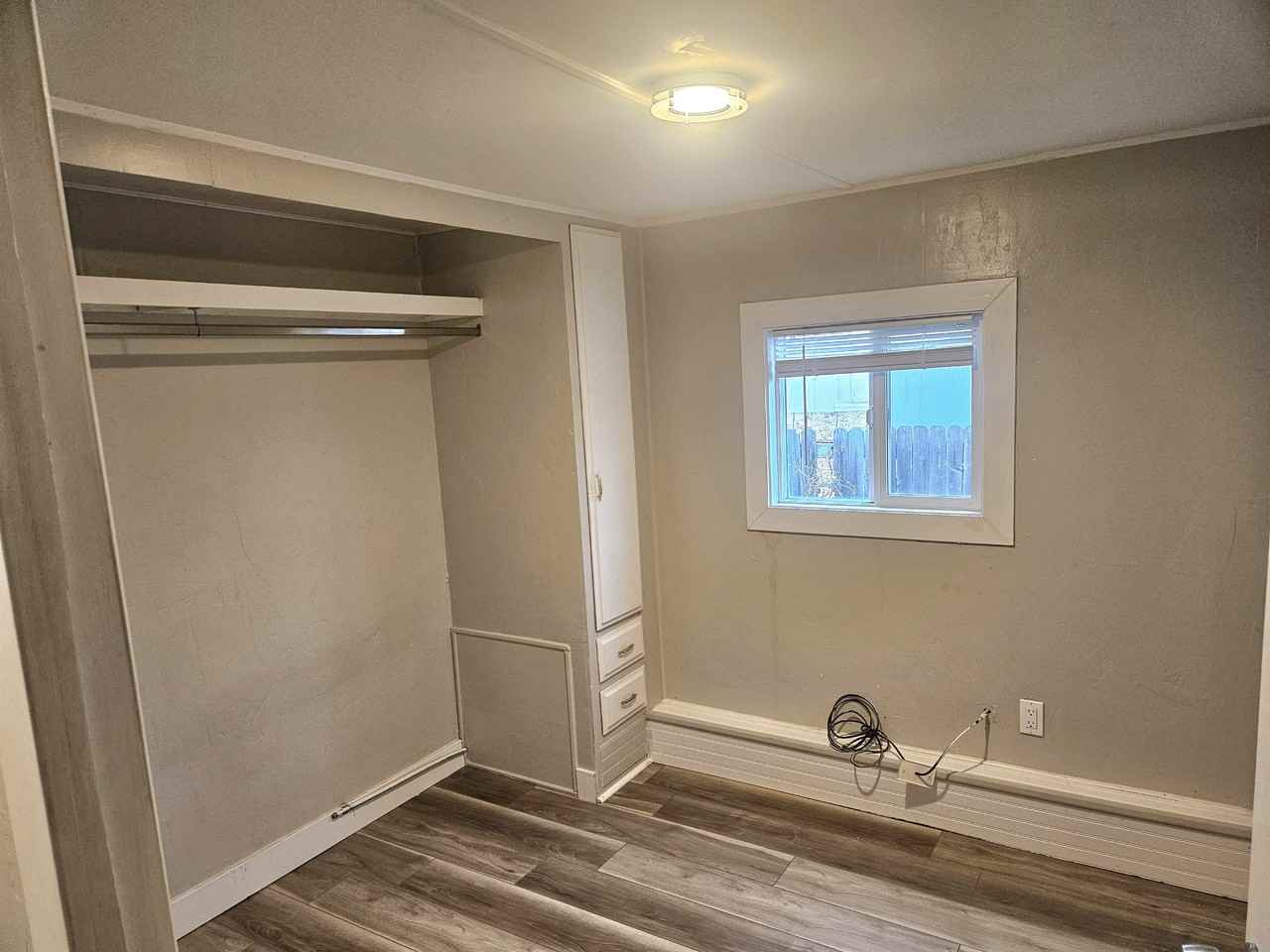 79 Driftwood St - Photo 7 of 10