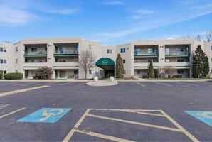 featured image of 31 Devereux St ##207