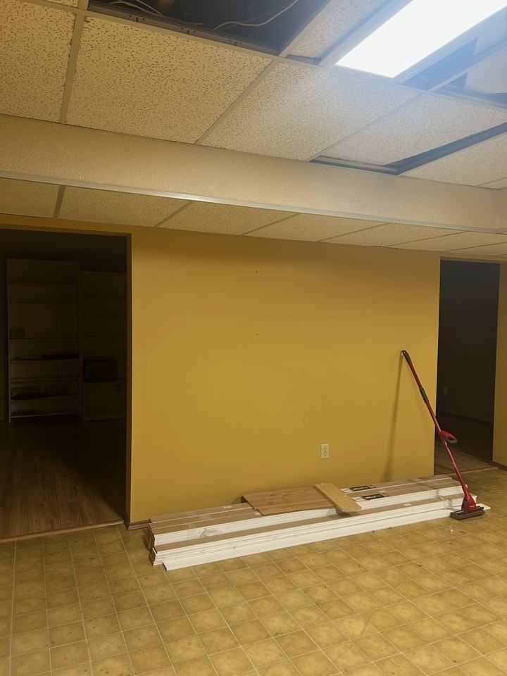 4008 125 Street Northwest - Photo 5 of 5