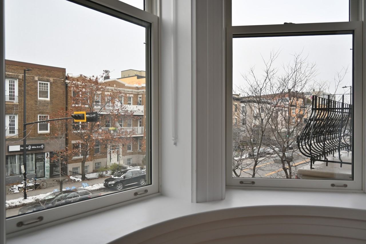 5370 Avenue du Parc #5 - Photo 6 of 17