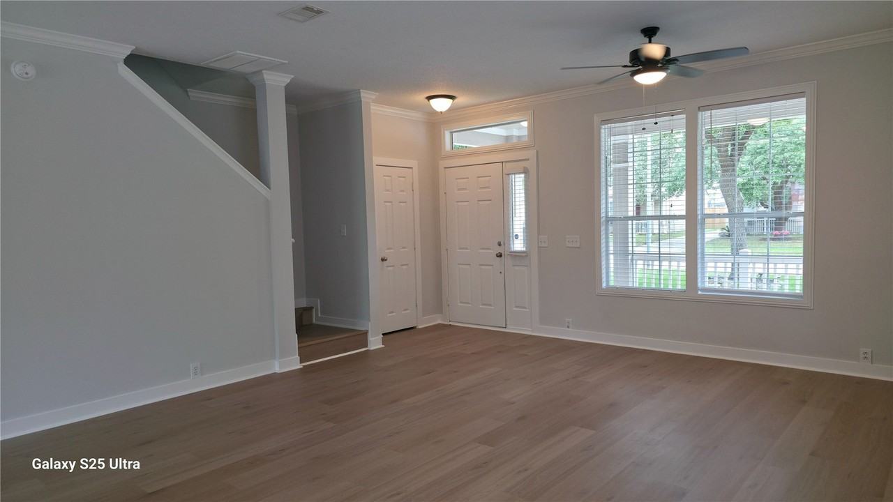 18802 Sandelford Dr - Photo 5 of 14