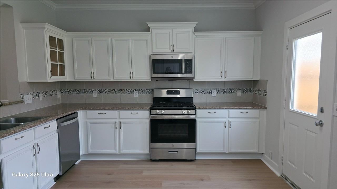18802 Sandelford Dr - Photo 6 of 14