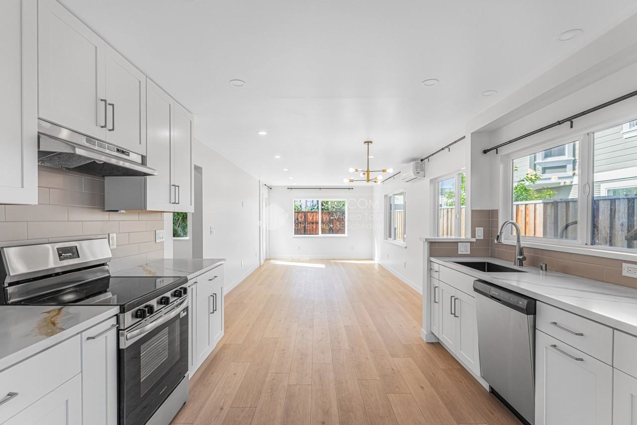 968 53rd St - Photo 7 of 14