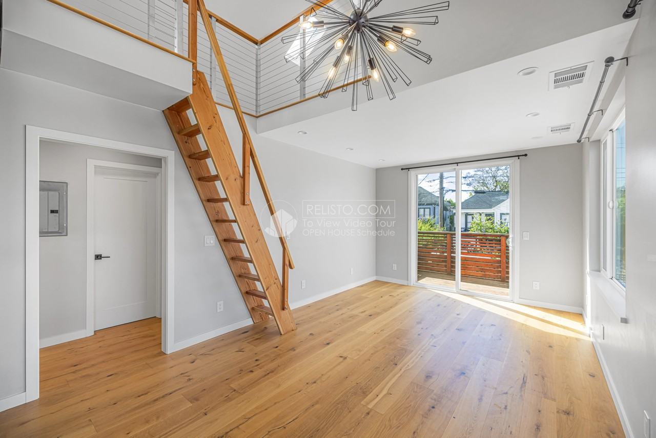 966 53rd St - Photo 3 of 20