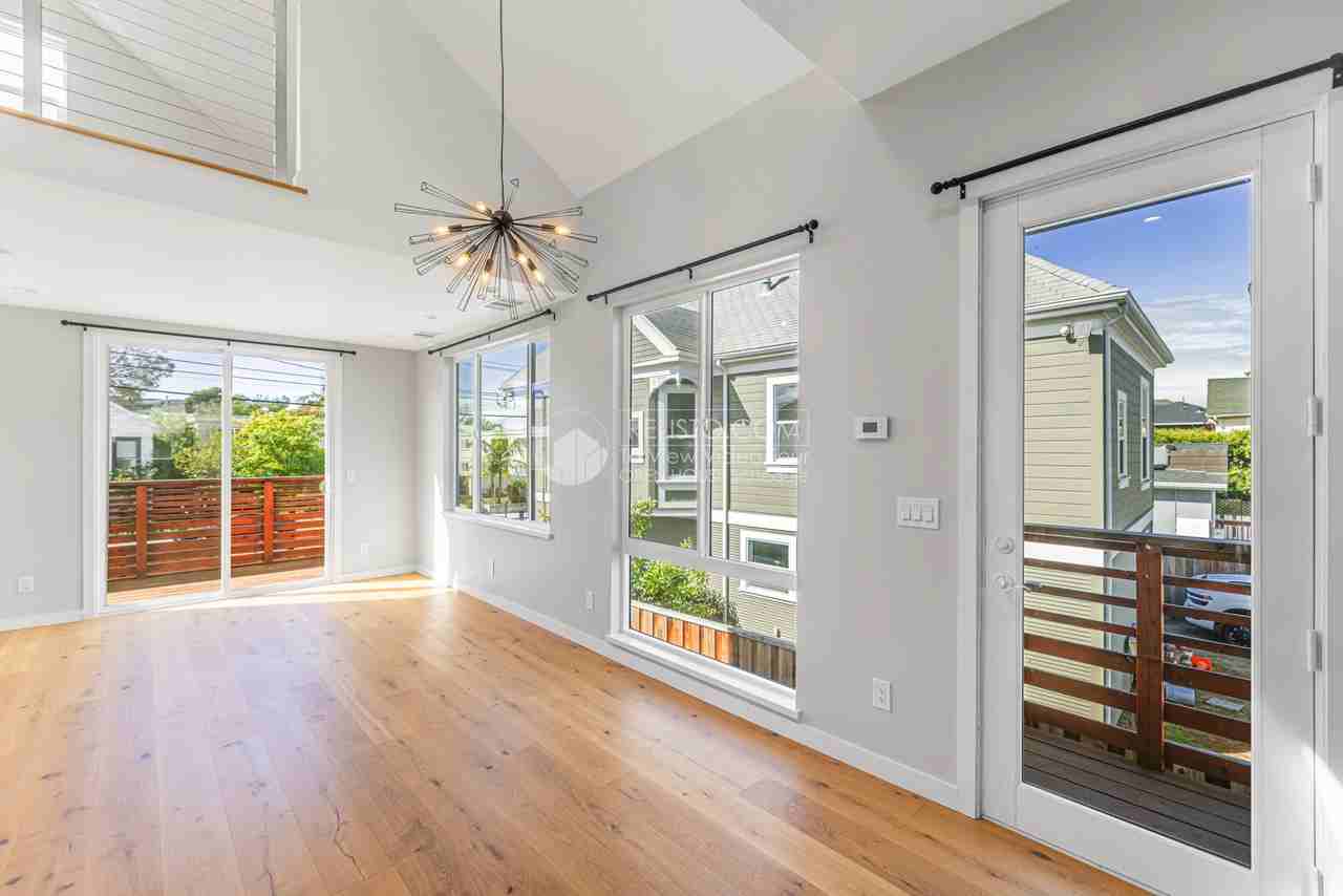 966 53rd St - Photo 4 of 20